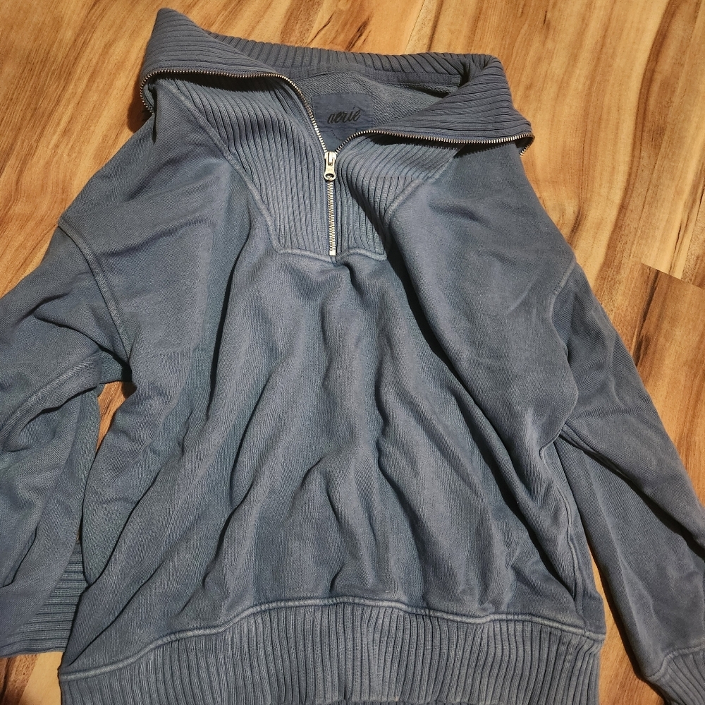 Aerie quarter zip up